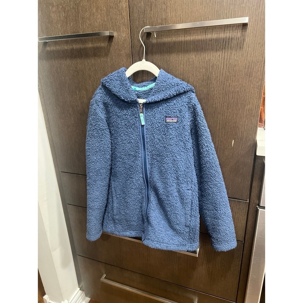 Patagonia Girls' Los Gatos Hoody in a blue/gray color girls large